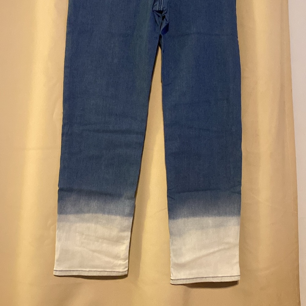 Jeans - Picture 12 of 12